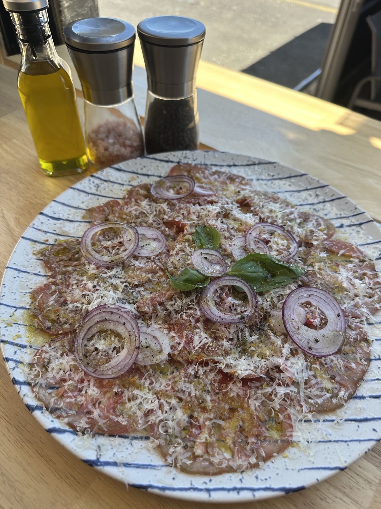 Tomates au pesto maison