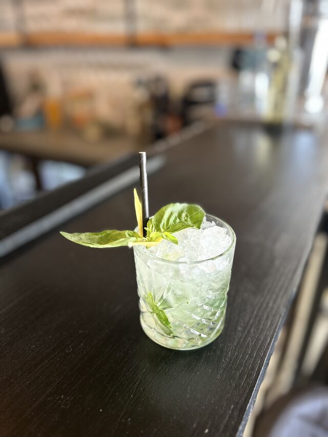 Le Basil Smash