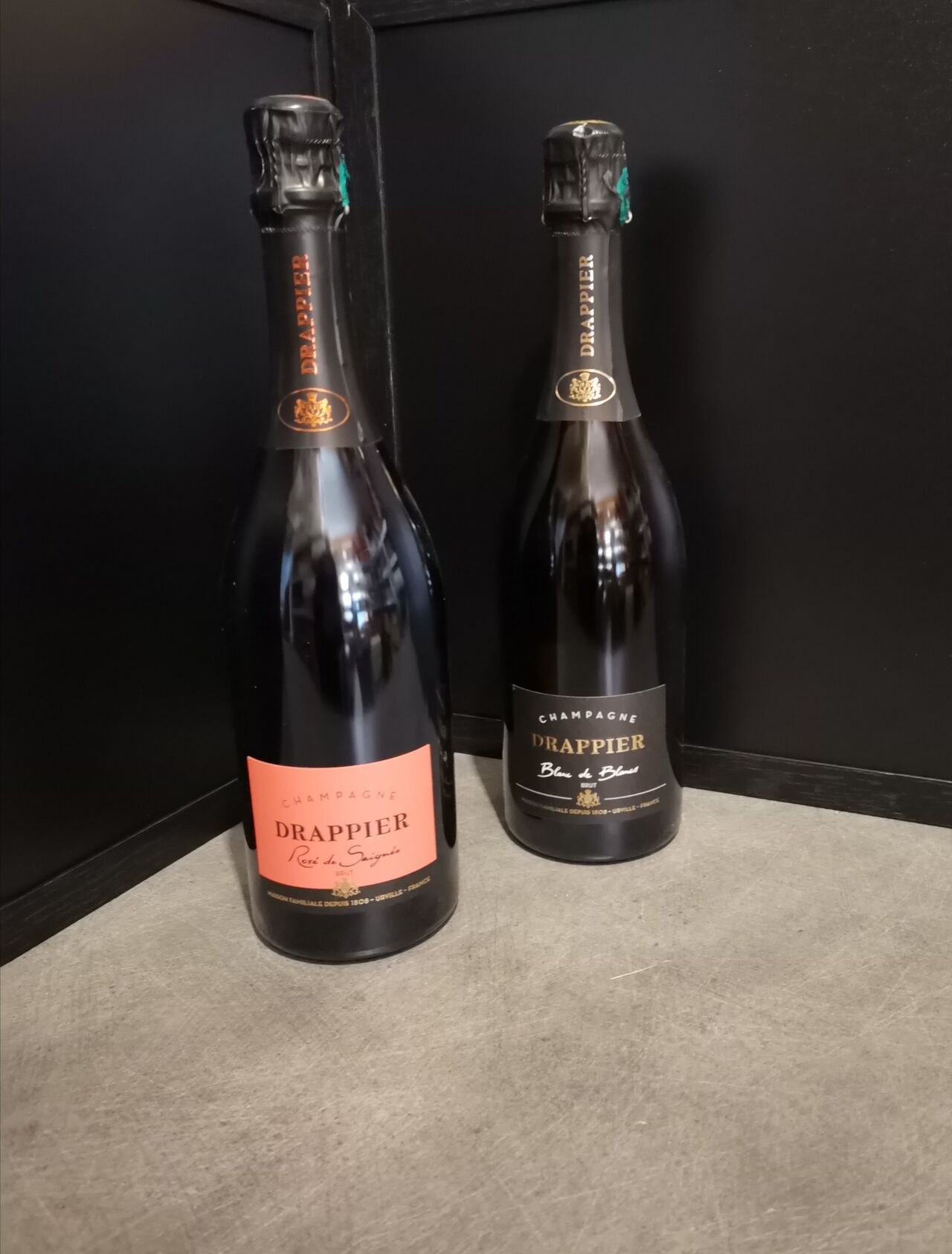 Champagne Drappier=rosé 75cl=33.90€ / Blancs de Blancs 75cl=33.90€ 