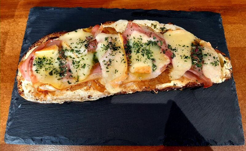 Bruschetta raclette 