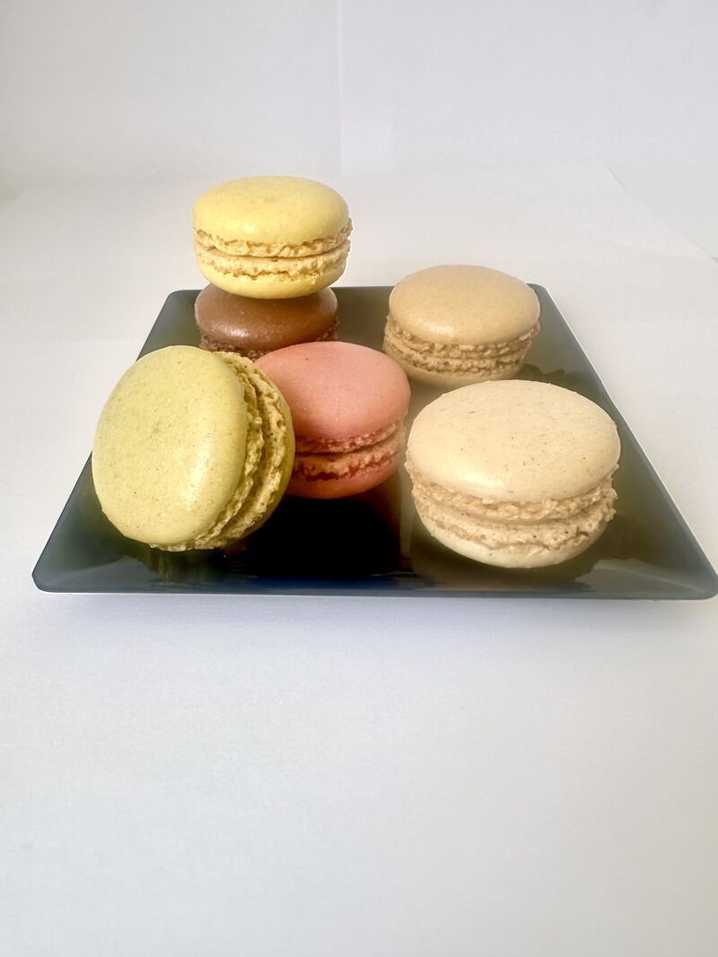 Assortiment de mini macarons