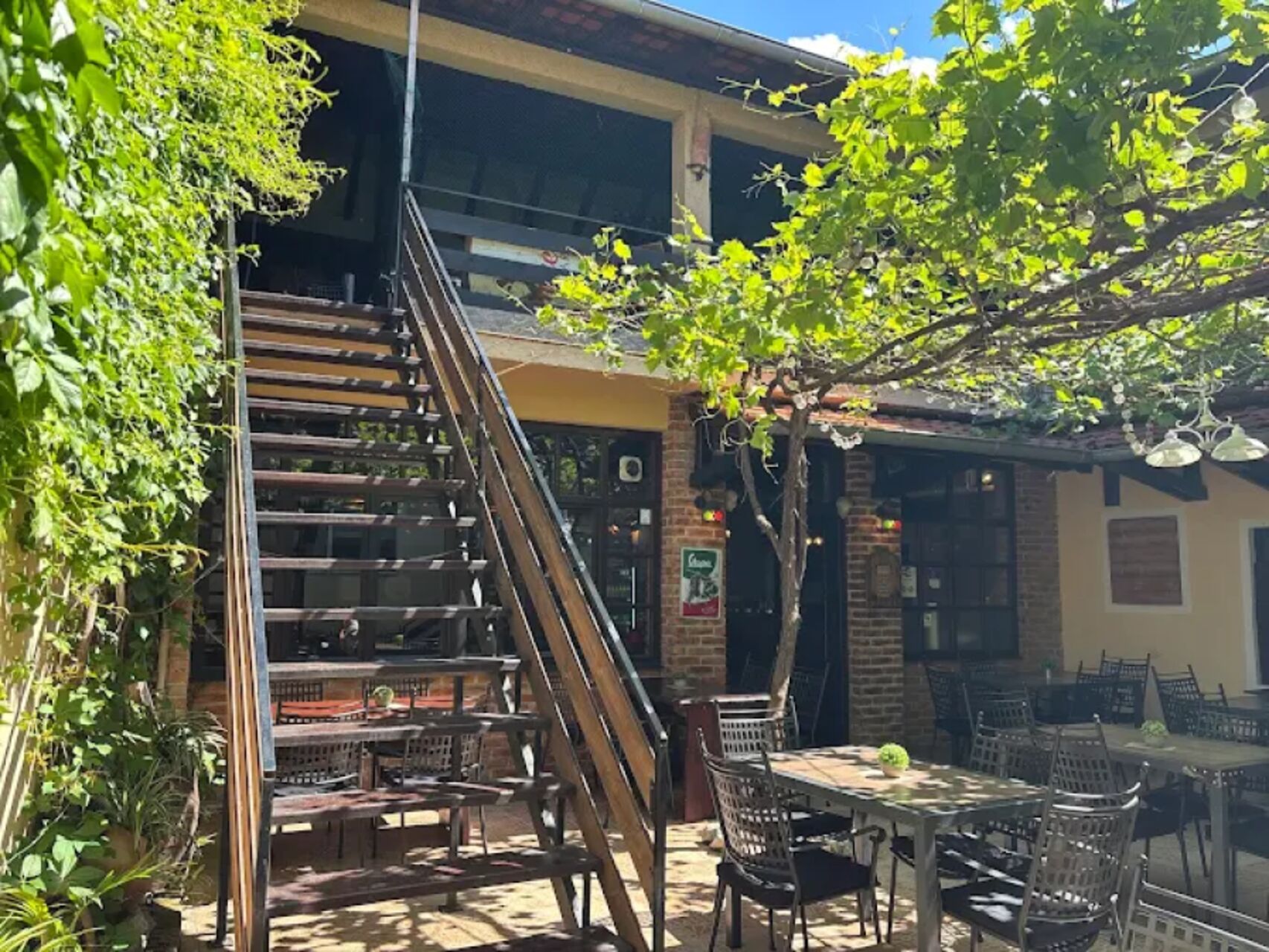 Uživajte na našoj terasi!