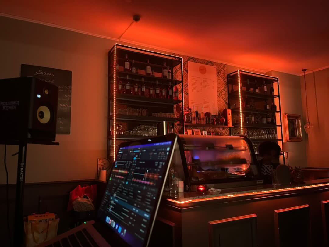 Jenny's Social Club party 👯 