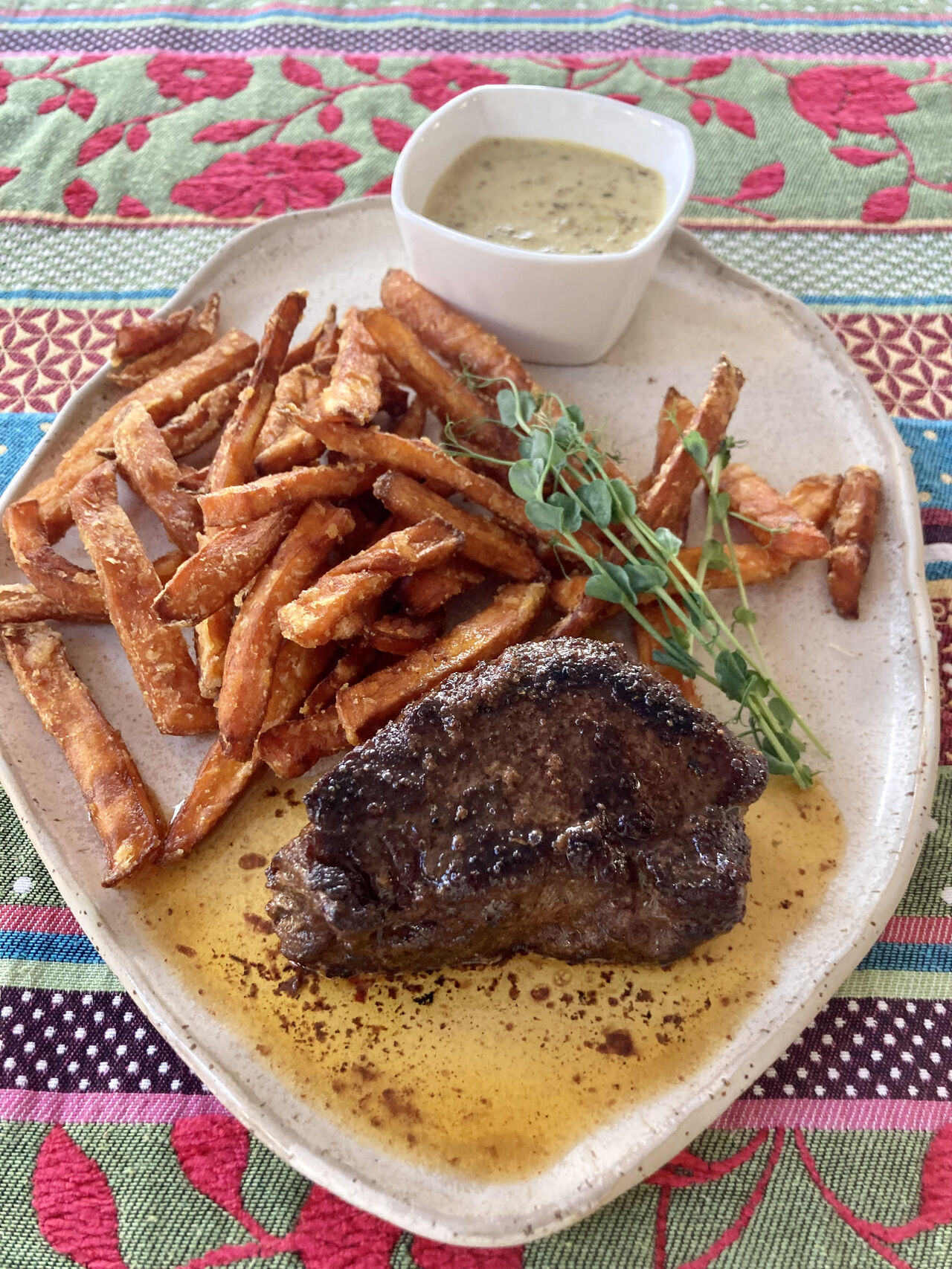 Érlelt bélszín steak, édesburgonya