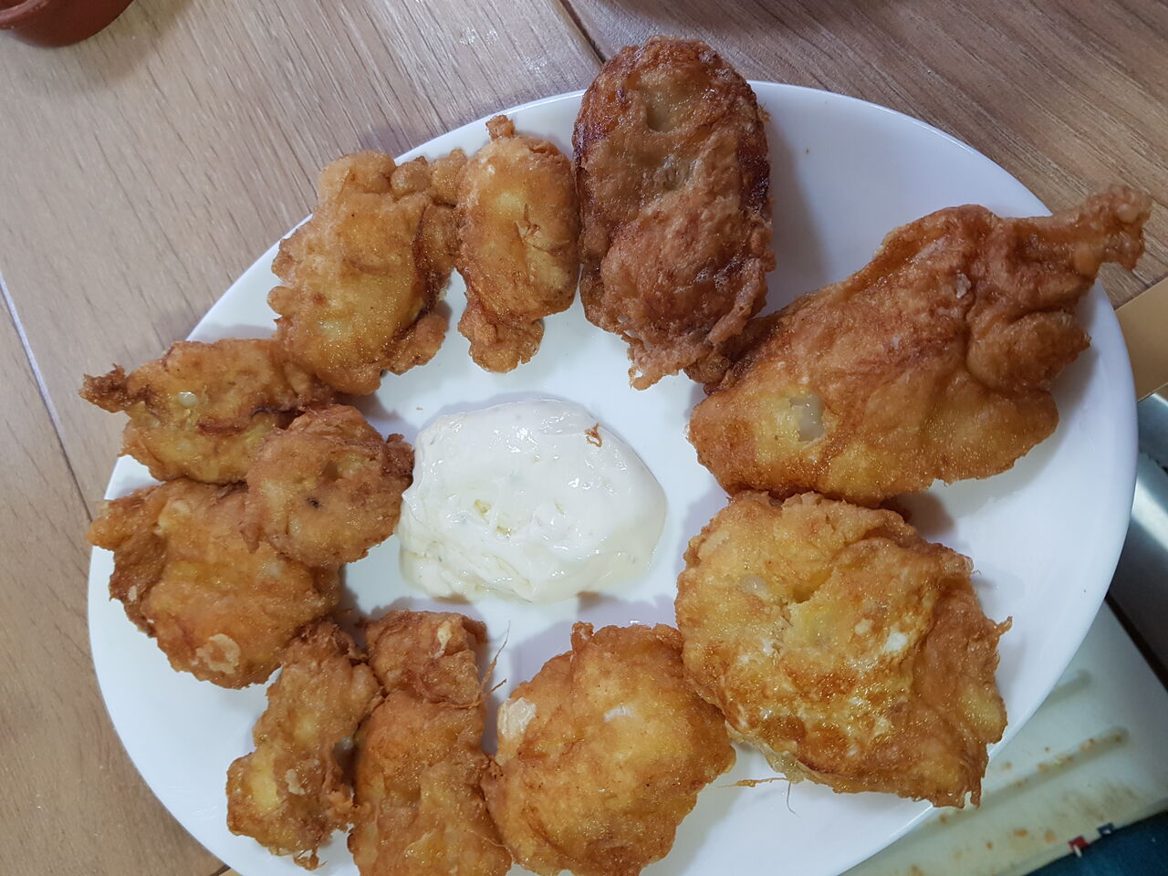 Kokotxas de bacalao rebozadas con ali- oli casero