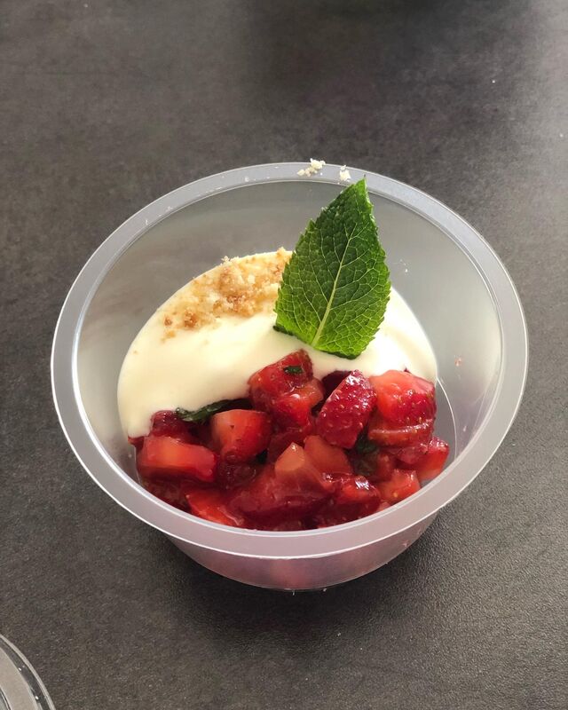 Fraises à la menthe 