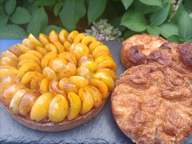 TARTE MIRABELLE 4 personnes 16€
KOUING AMANN