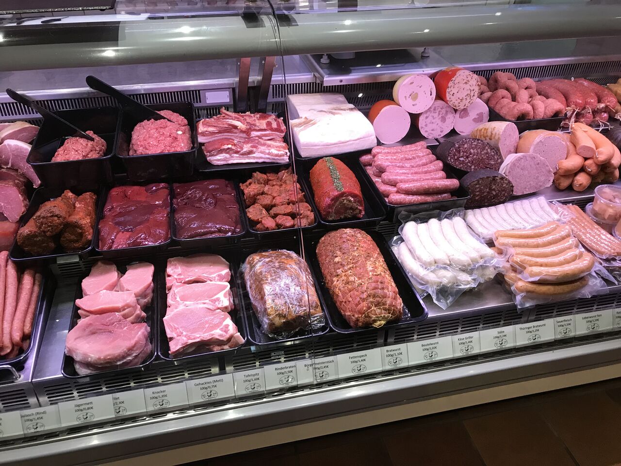 Landschlachterei Sulger Fleischereifachgeschäft Bergen Butcher near