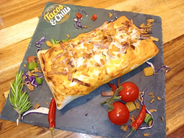 Taco gratiné aux lardons et emmental 