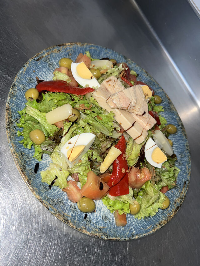 Ensalada tronco de Bonito