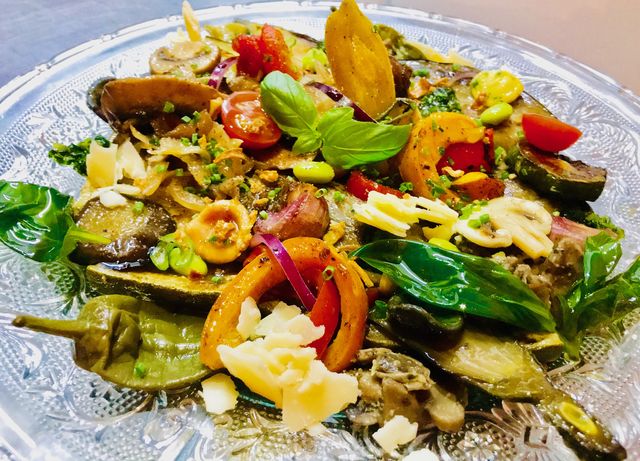 Parillada fria de verduras a la plancha, aceite de oliva virgen y ajo confitado !!!