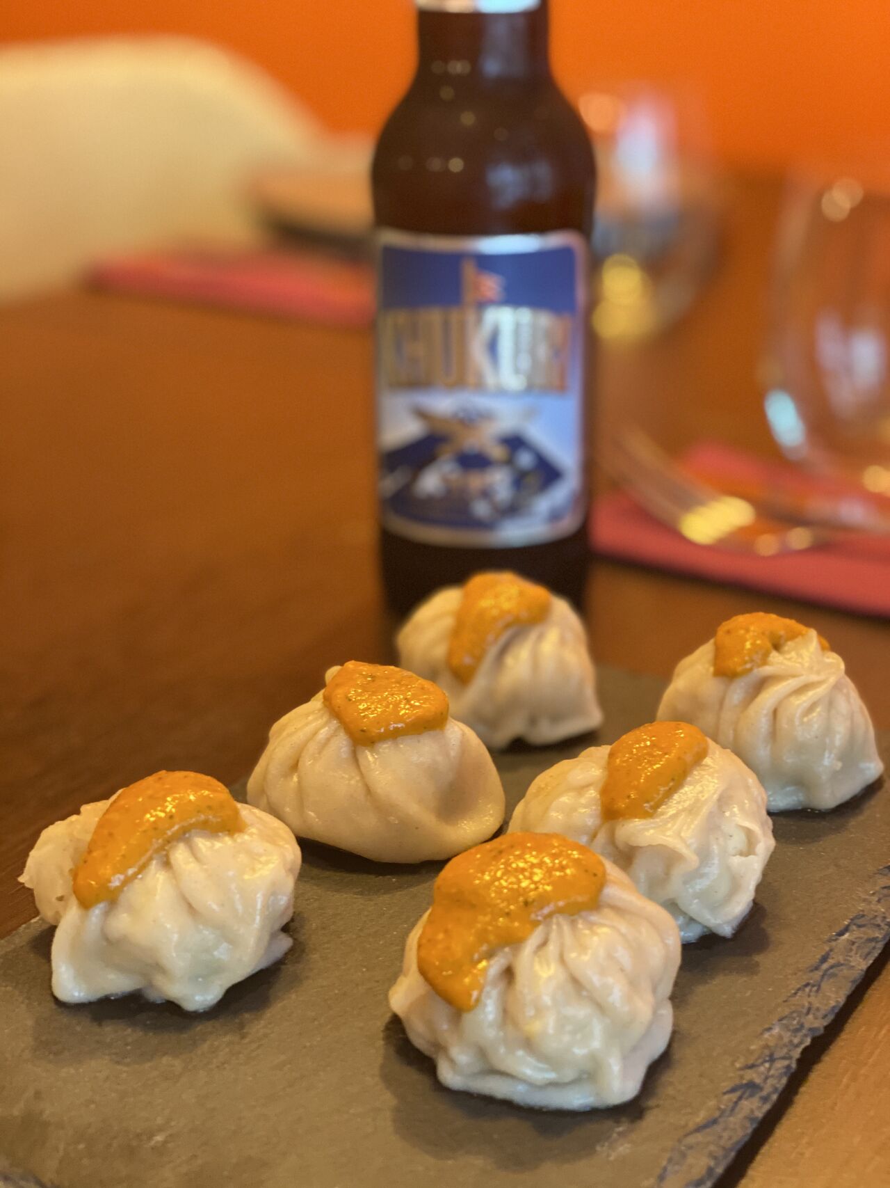 Chicken Mo:Mo with Khukuri Beer