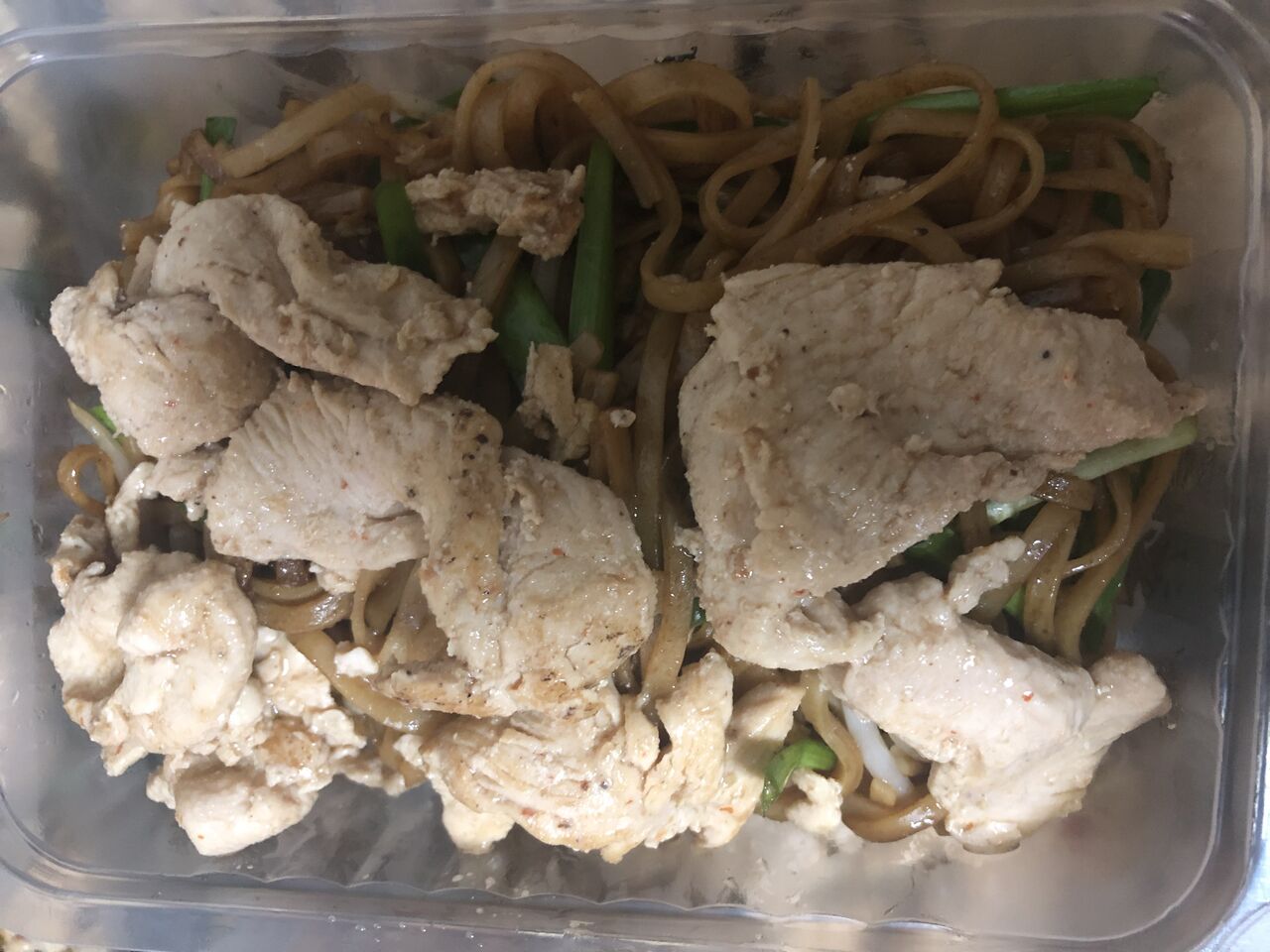Pad Thai poulet ou bœuf 10 € portion