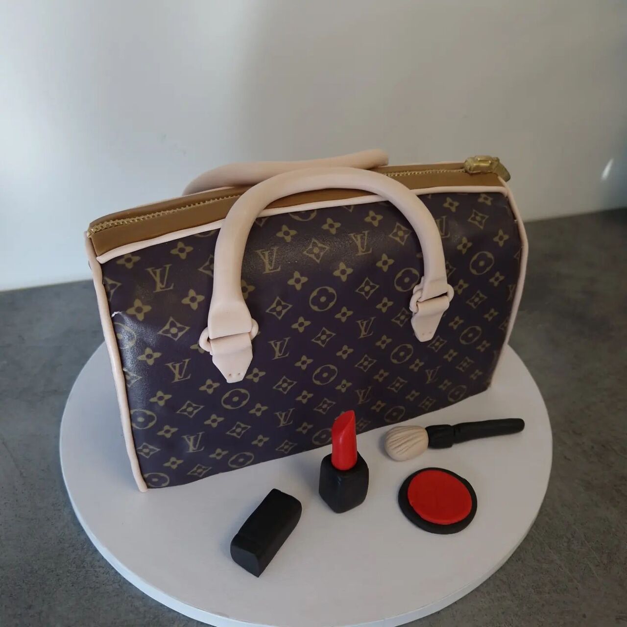 Gâteau en forme de Sac LOUIS VUITTON