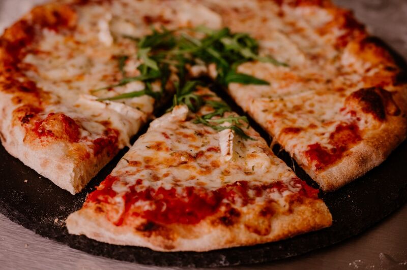 Pizza Corte (chèvre/miel)