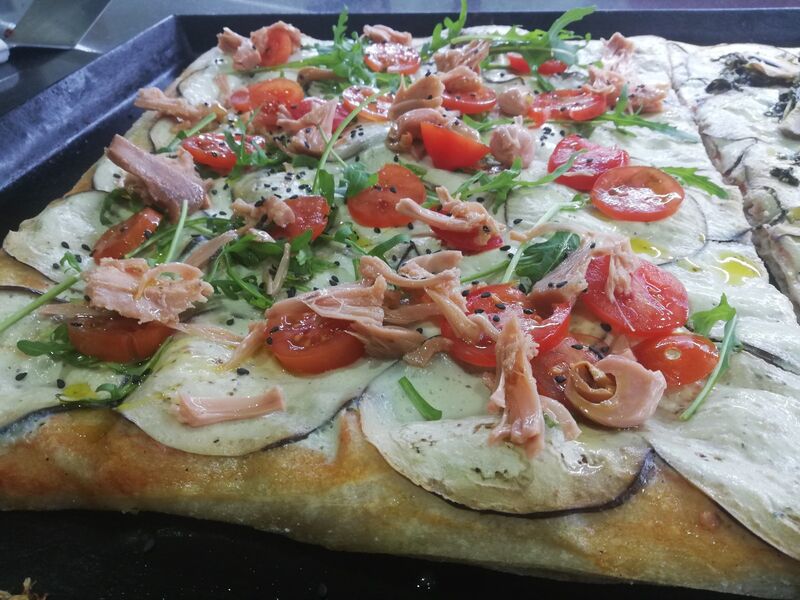 Pizza Vegana com fruit Jaca e Creme de tofu 