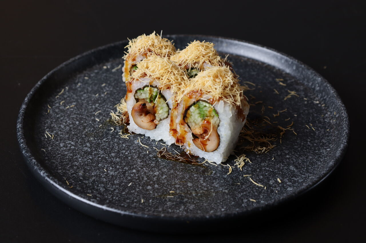 Inside out - BBQ roll