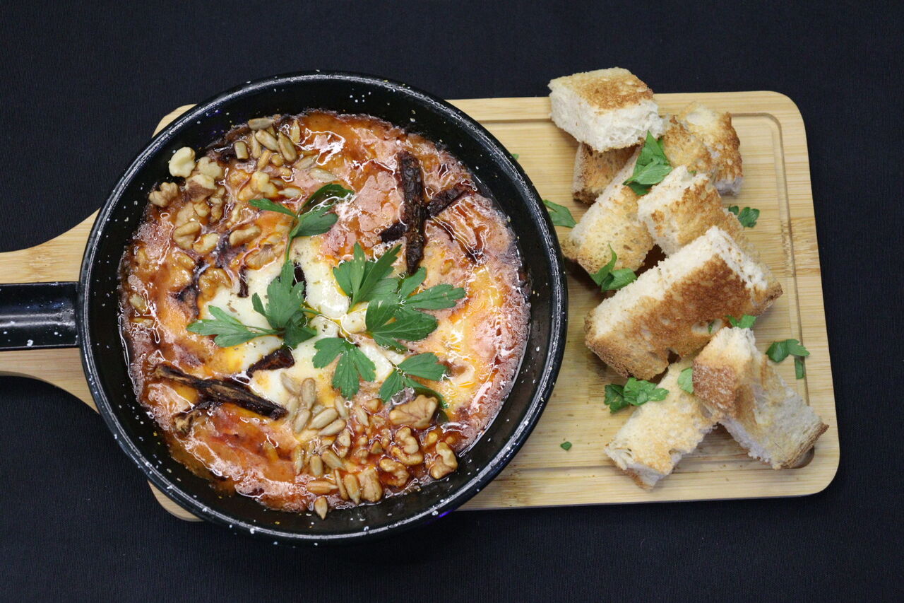 Provolone con tomate