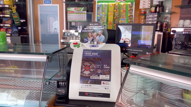 Pode beber café e jogar a sua sorte!!