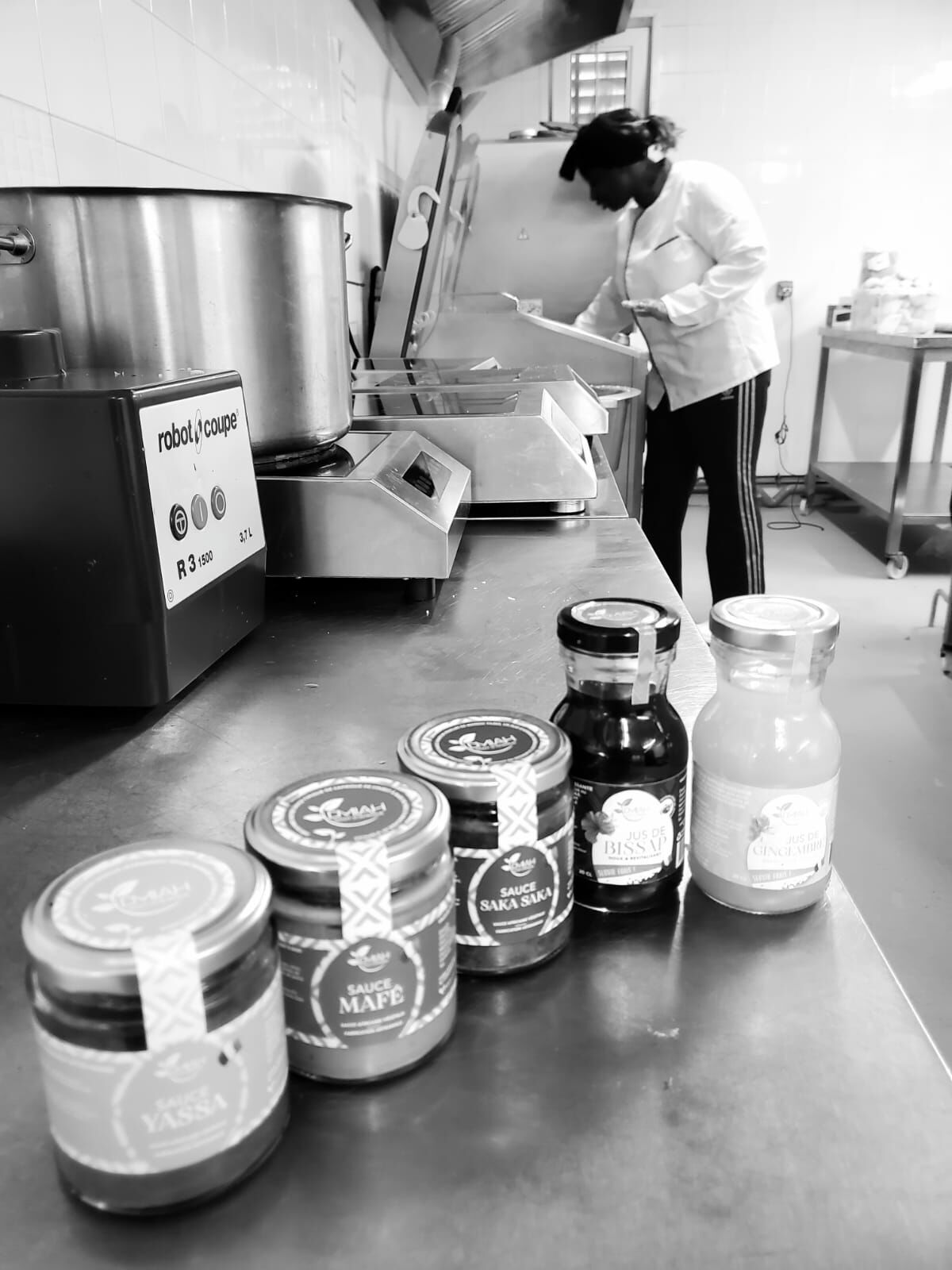 DMIAH respecte toute la règlementation alimentaire en vigueur. Nos productions alimentaires sont réalisés dans une cuisine pro.