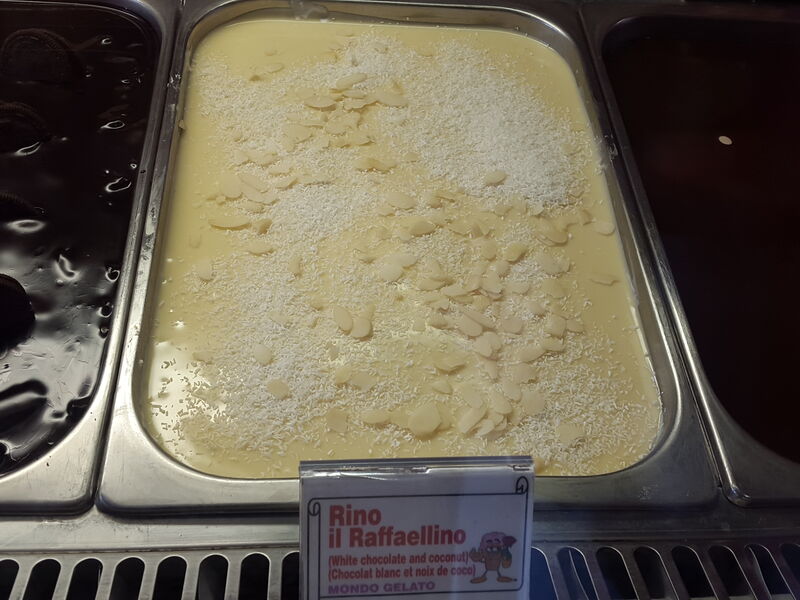 Gelato Goloso al gusto Raffaello