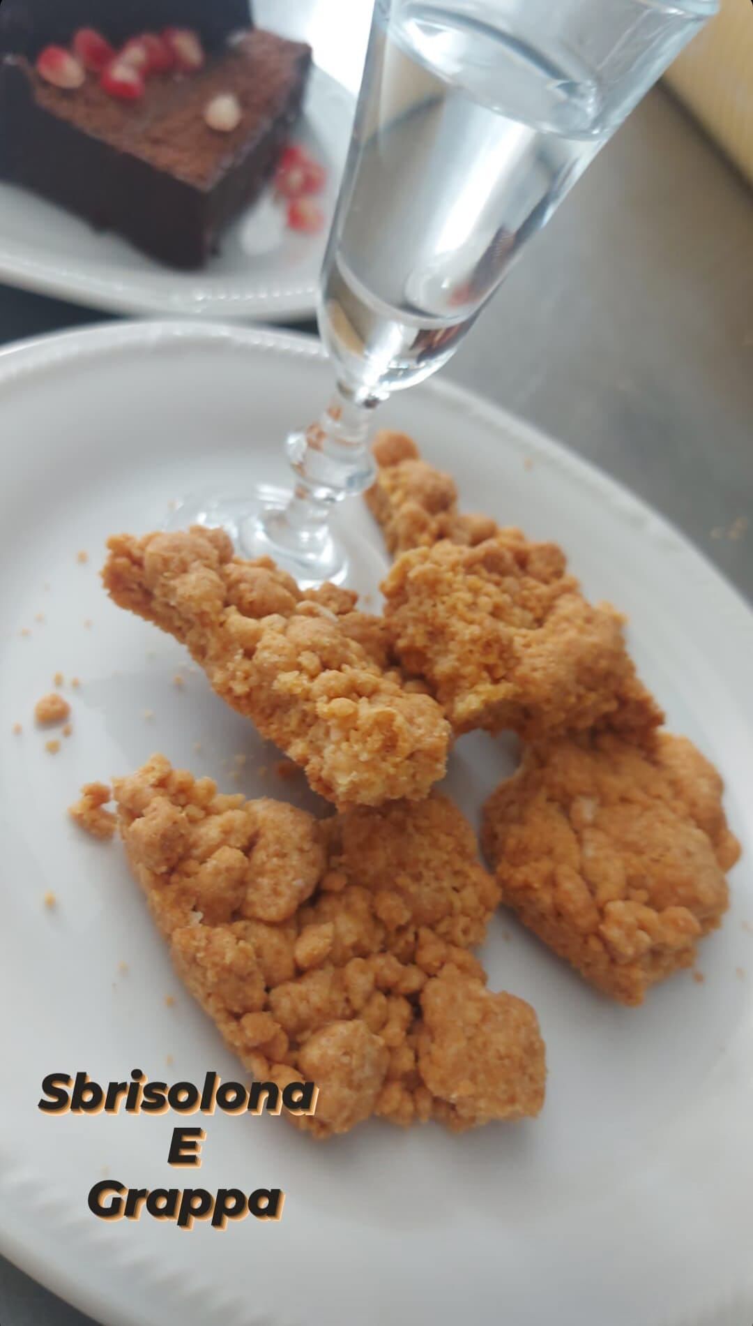 SBRISOLONA E GRAPPA