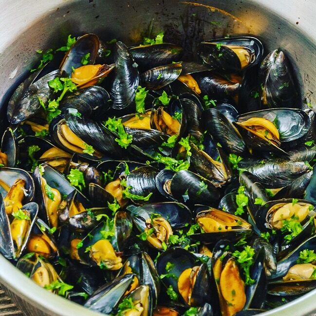 Marché nocturne de La Rouvière ce soir avec nos moules marinières en plus de nos produits habituels 