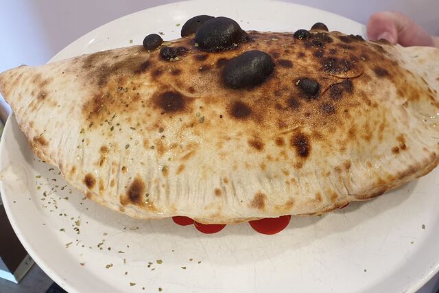 Pizza Calzone 