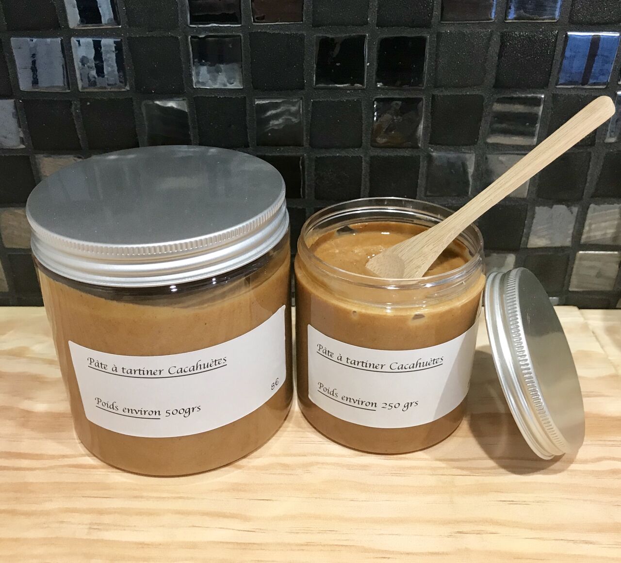 Pâte à tartiner Cacahuètes , deux tailles pour les petits et les grands 