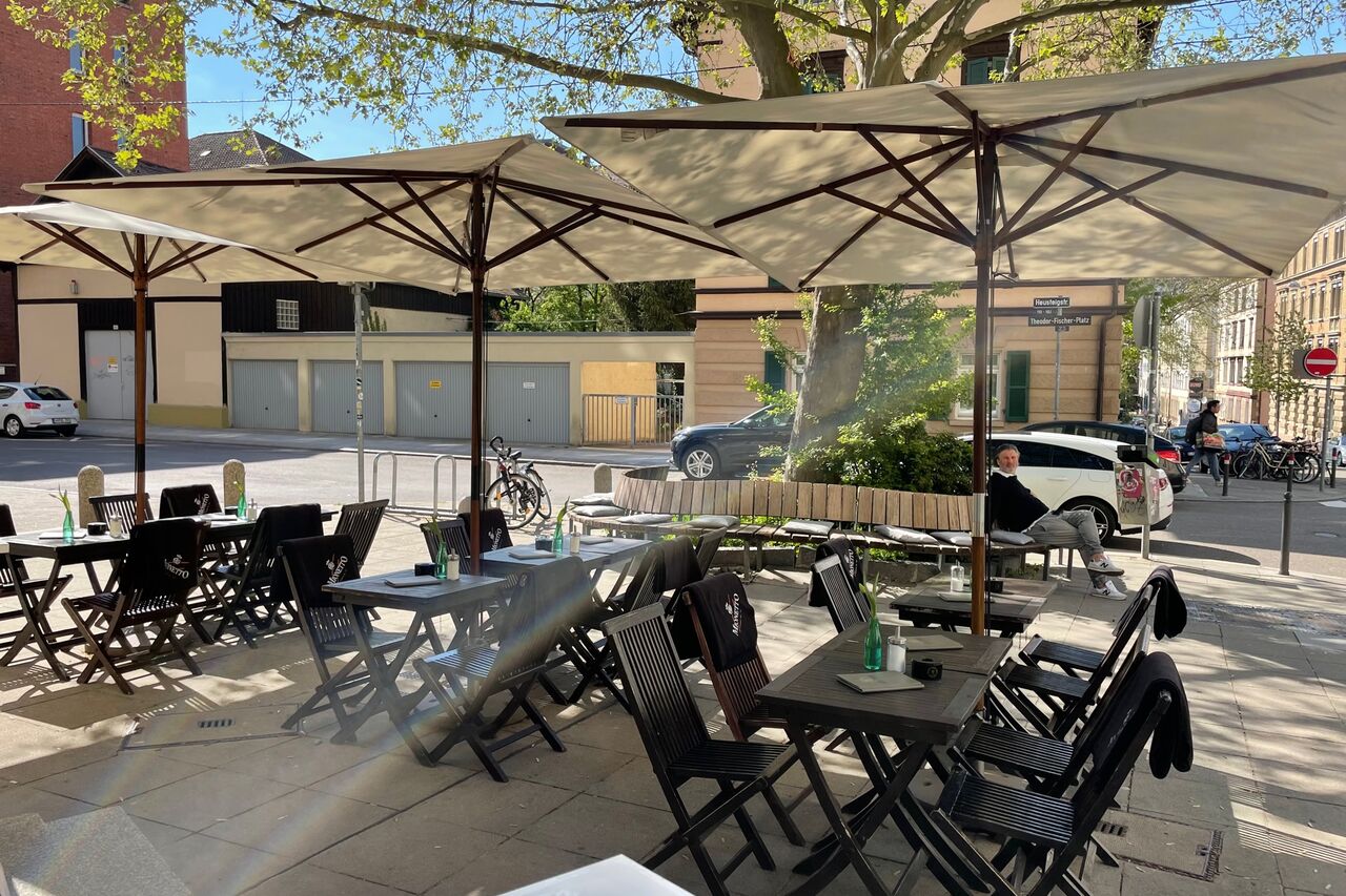 DELI. Food. Bar. Music. Stuttgart Deutsche Küche in meiner Nähe