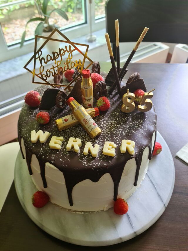 Geburtstag Torte 