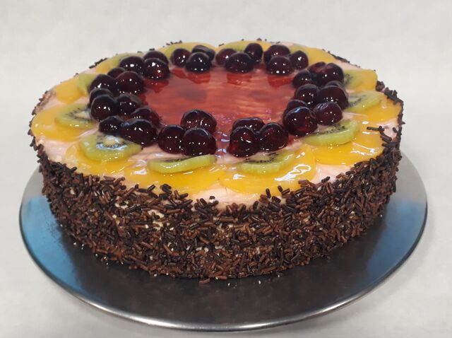 Erdbeer-Mangosahne-Torte