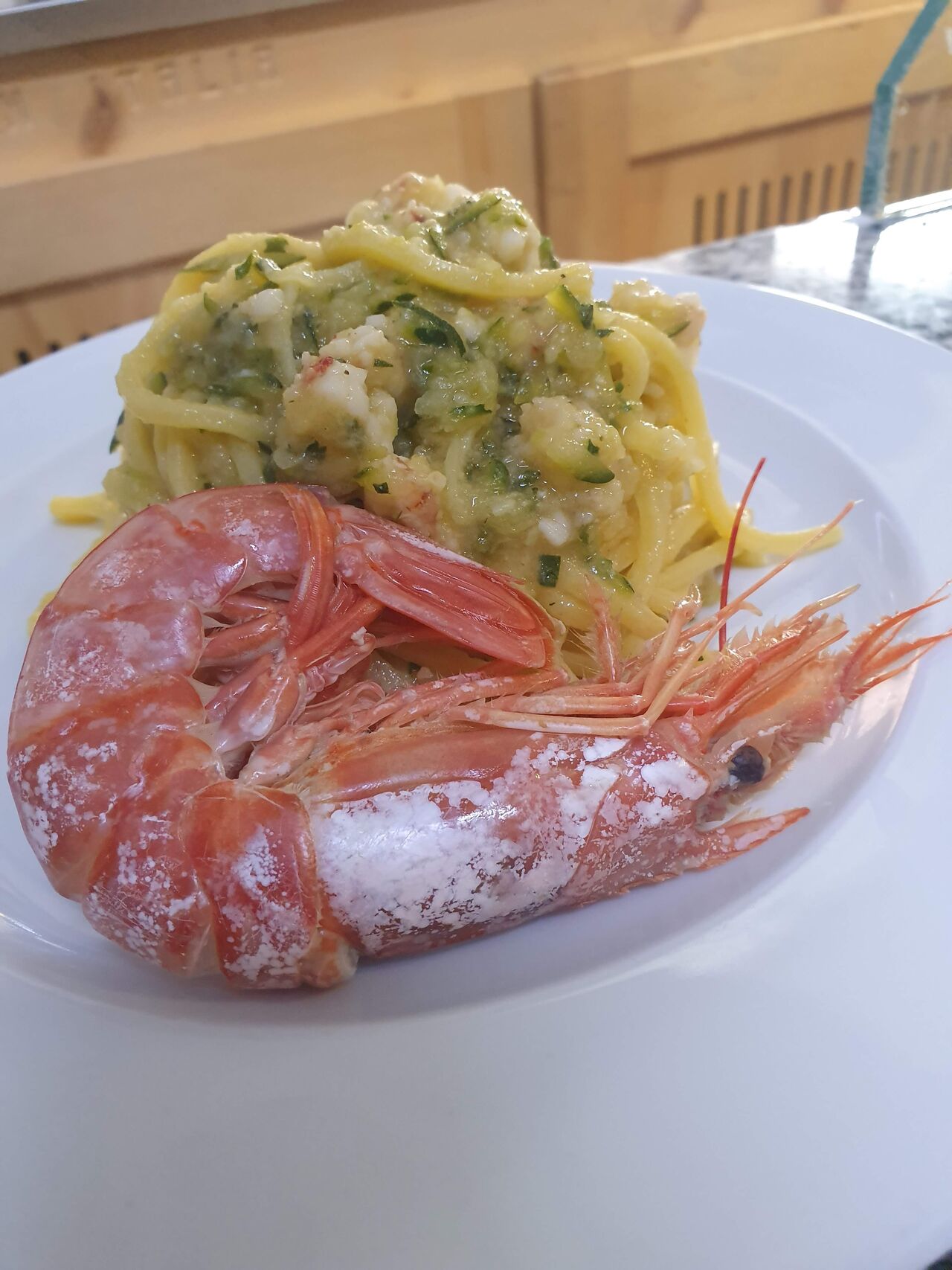 Tonnarelli zucchine e gamberoni