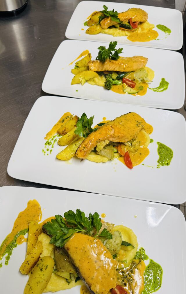 Wild Lackhs mit Hummer Sauce 