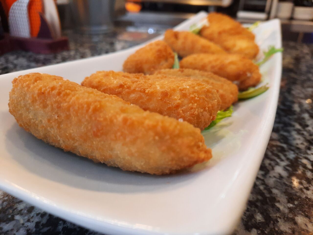 Jalapeños Rellenos de Queso