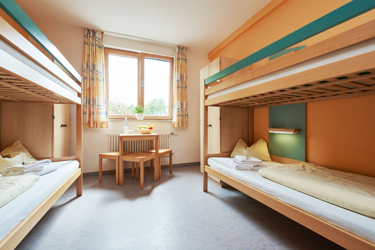 Wir bieten auch Übernachtungszimmer an