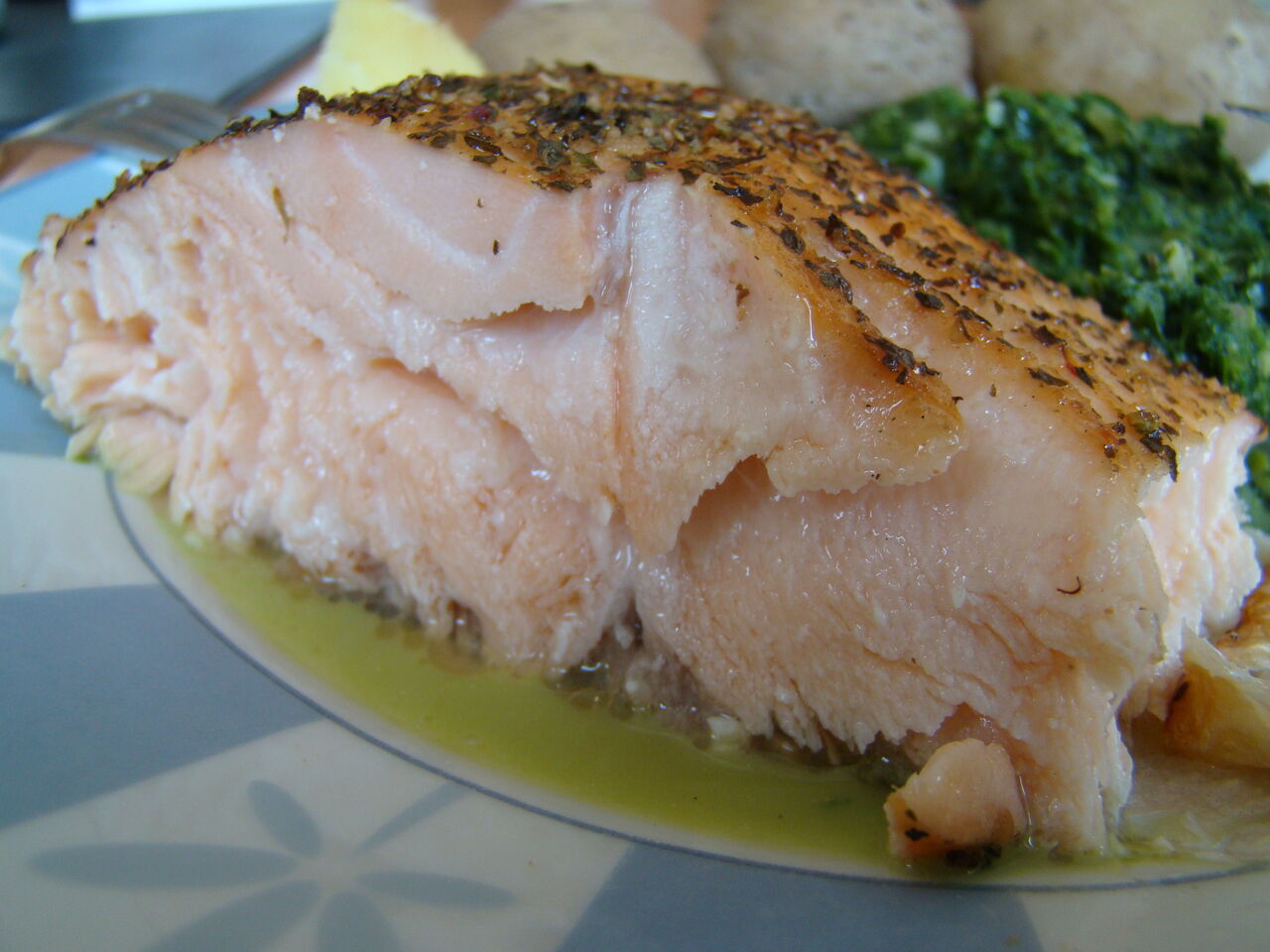 Anschnitt des Lachsfilets, Kerntemperatur 52 Grad, Punktlandung.....on point!