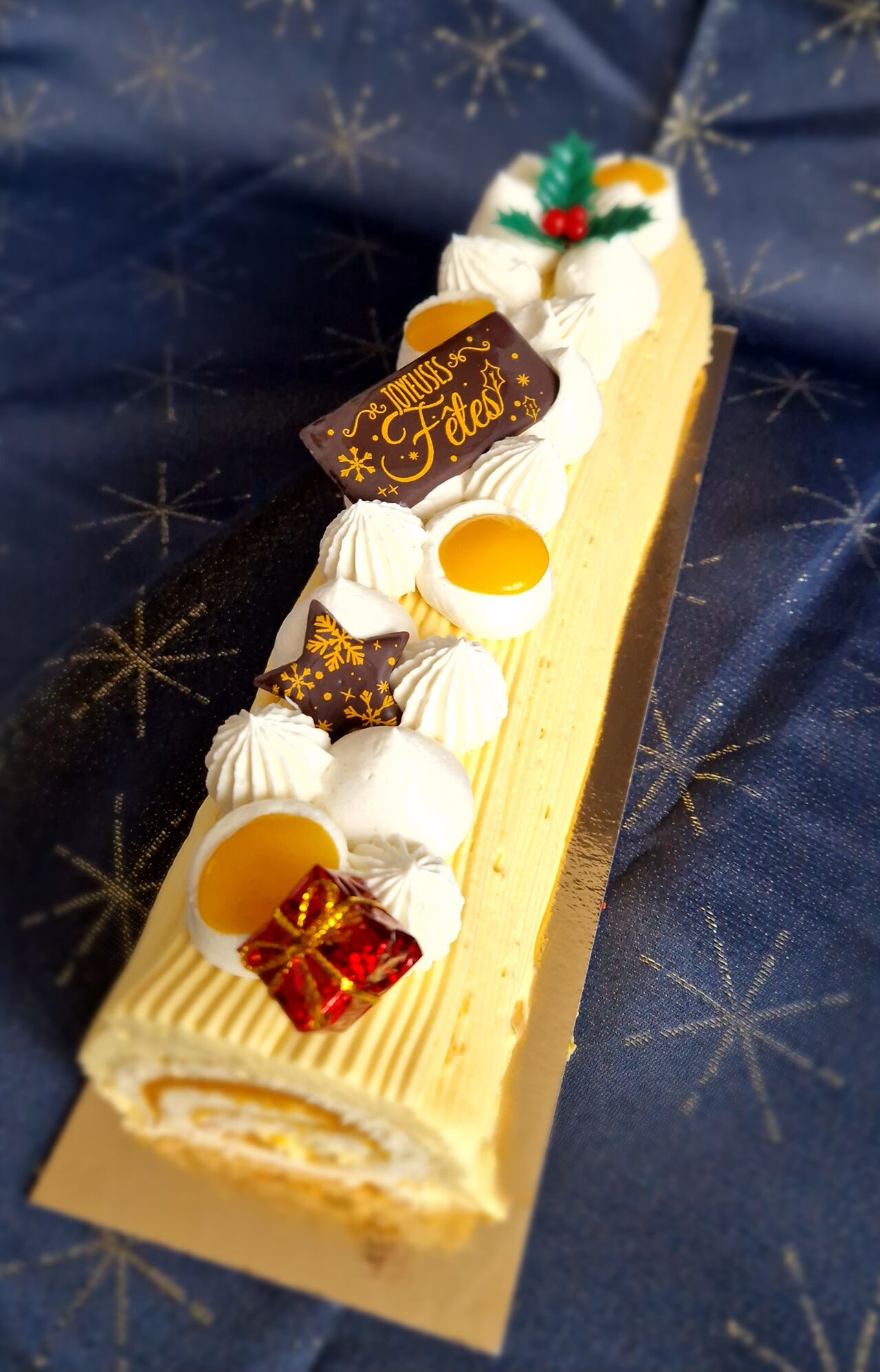 Bûche patissière exotique