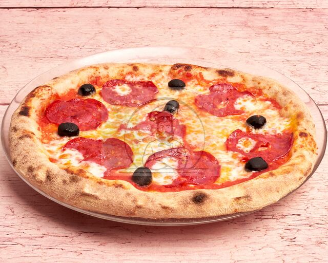 CHORIZO
tomate, mozzarella, chorizo, olives