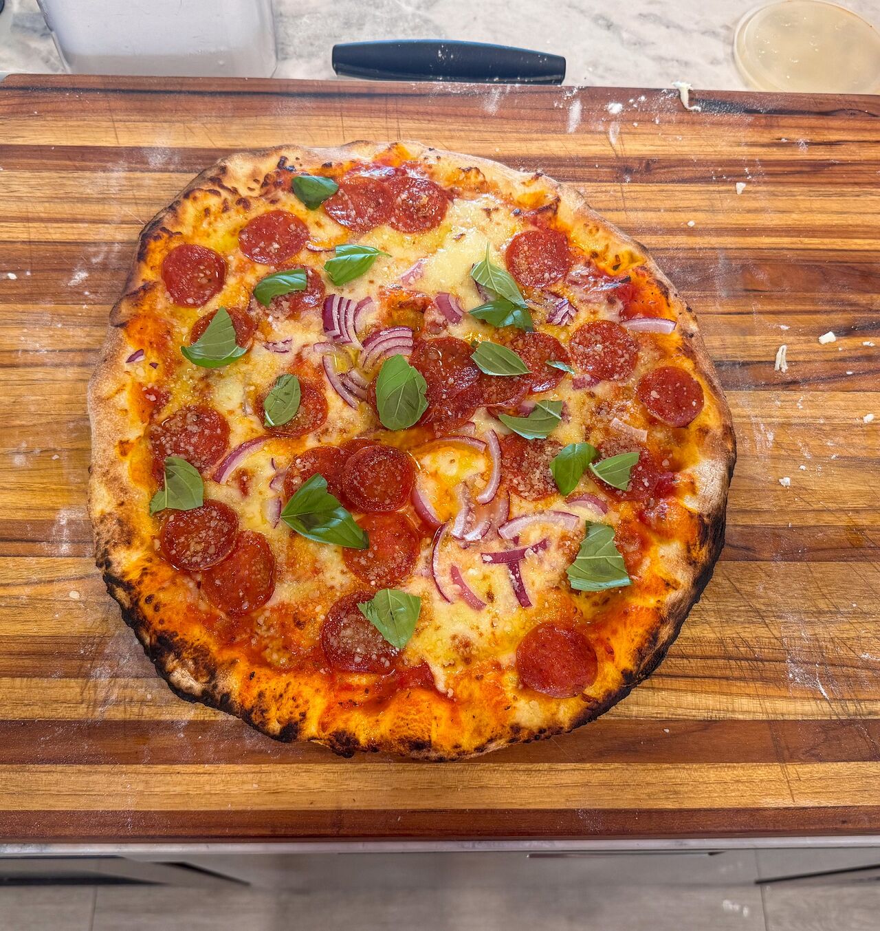 hausgemachte Pizza
