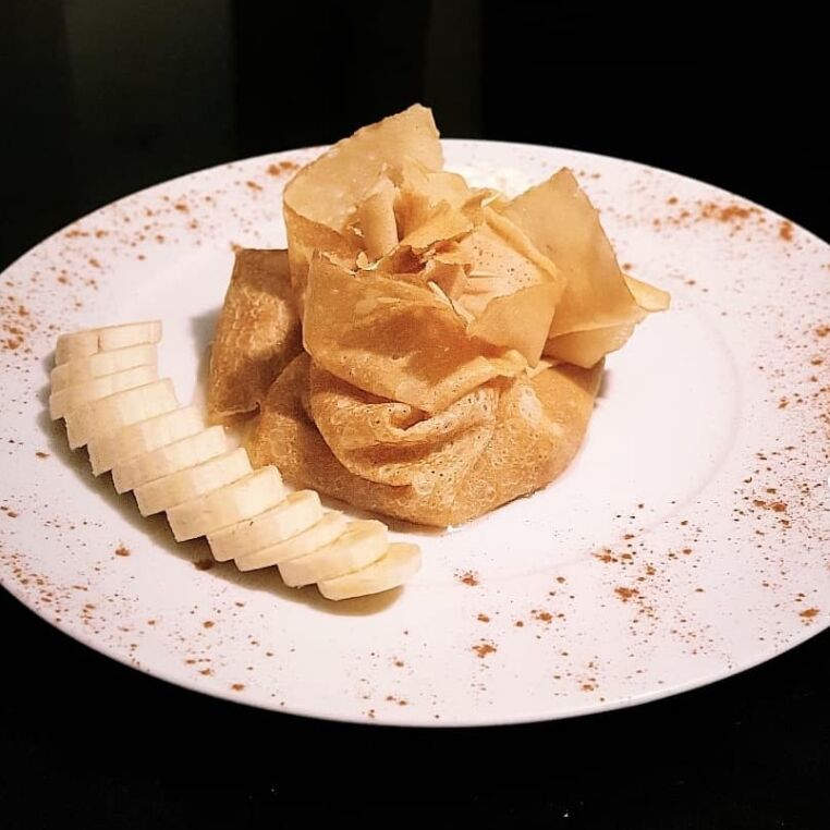 Bananes caramélisées en Aumoniere et son épice douce .