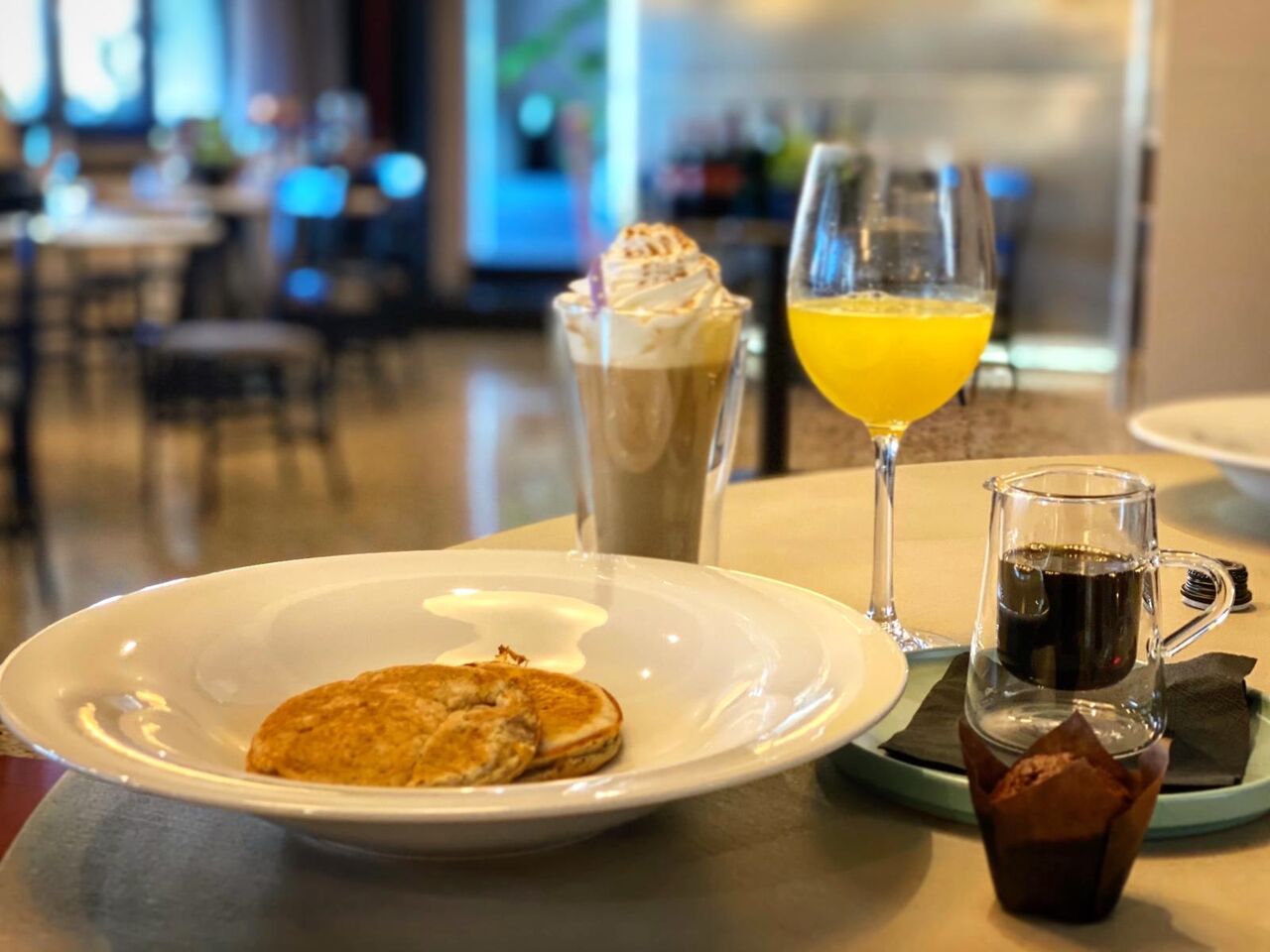 BANANA PANCAKE...VEGAN....LA DOMENICA A COLAZIONE E BRUNCH