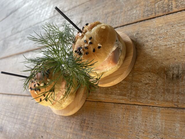 potatoe bun maison / saumon / fromage frais