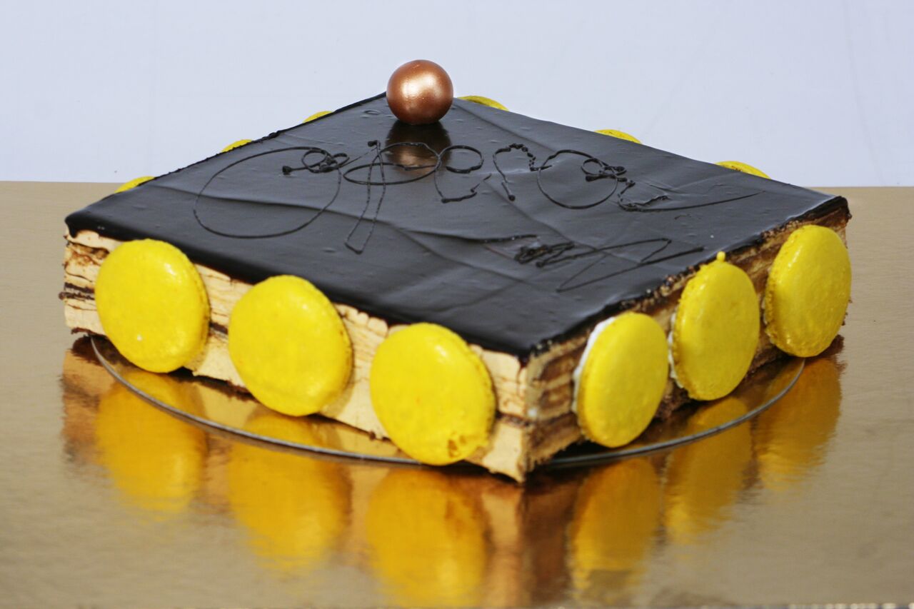 Grand opéra 8 personnes 26.90 euros