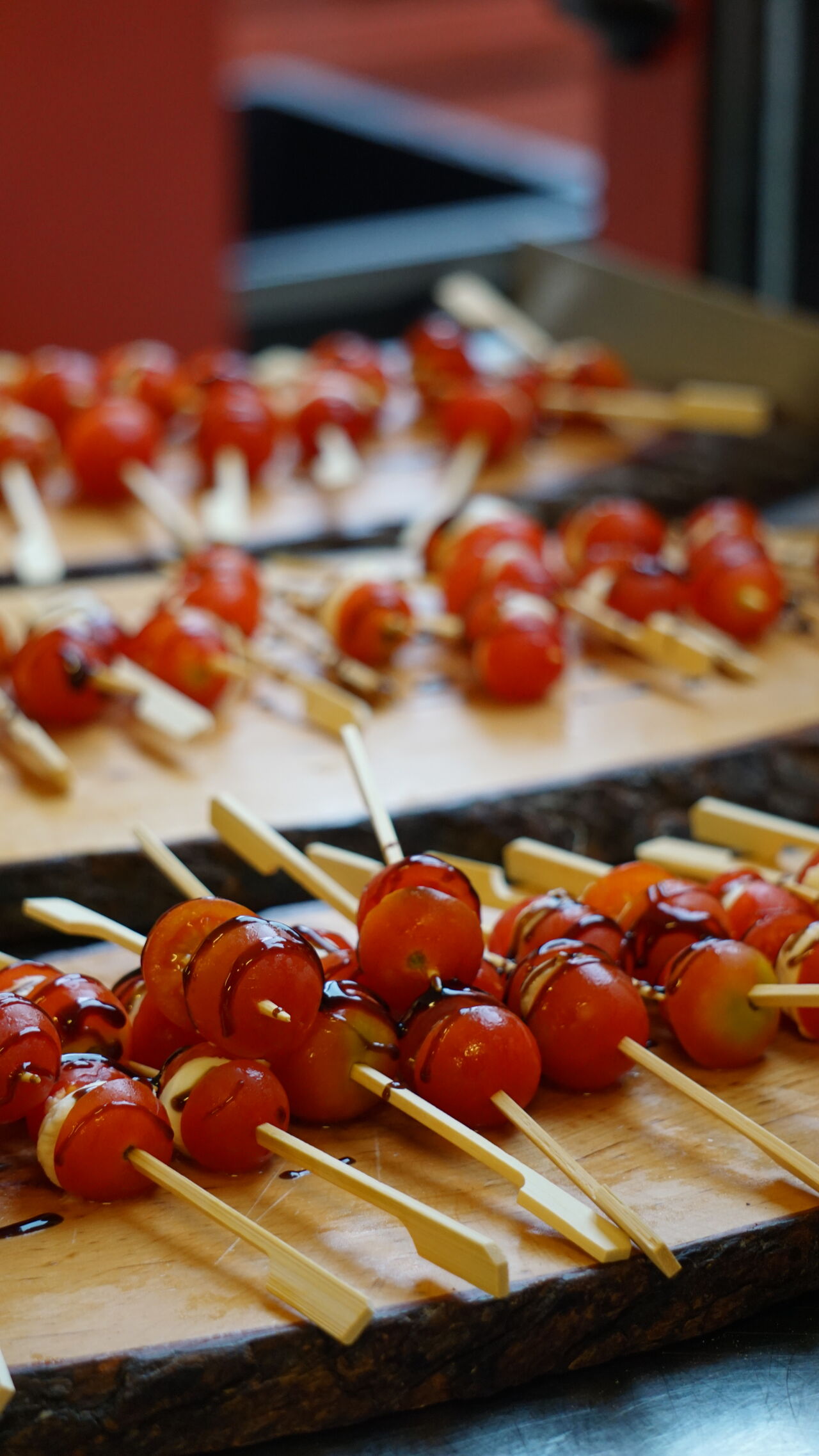 Espetada de tomates cherry com fiabre