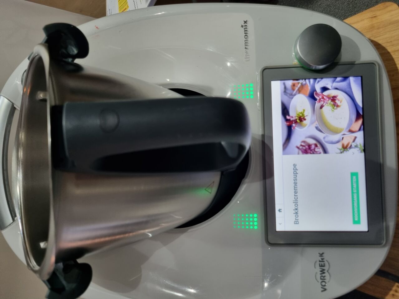 Auch der Thermomix kann hier bestellt werden :)