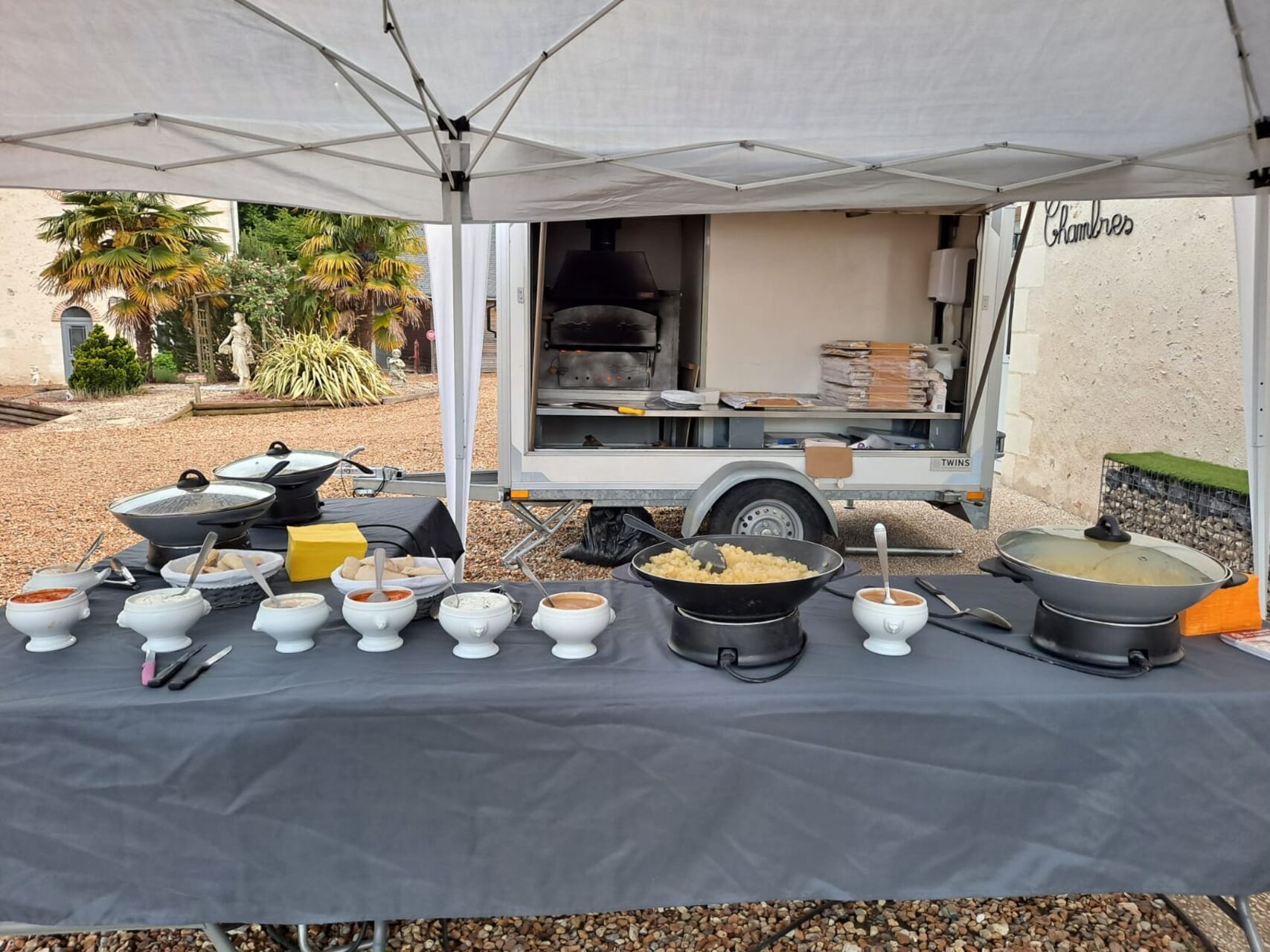 Notre Food Truck le "Fouées'tin"