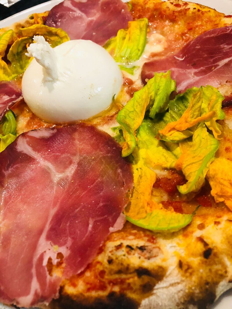 Fiori di zucca burrata e capocollo