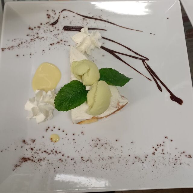 Dessert du jour du week-end du 11 juin: Charlotte aux abricots et verveine