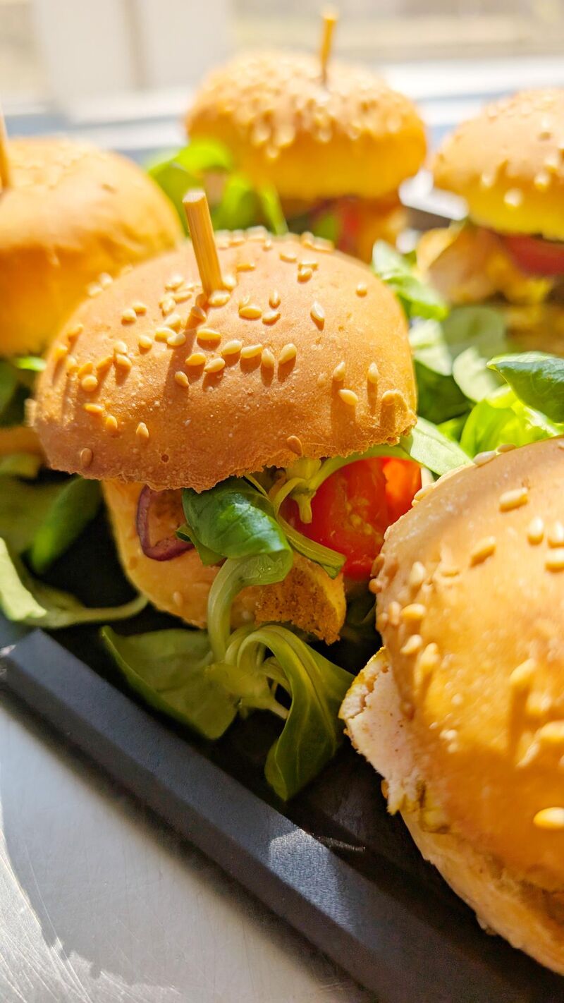 Minis burger au poulet Colombo